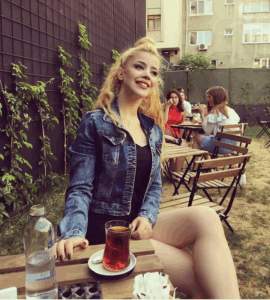 Bursa Escort: Şıklığı ve Kaliteyi Bir Araya Getirin